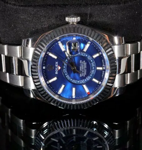 Fluted Bezel Dual-Display Watch — Blue Dial, Steel
