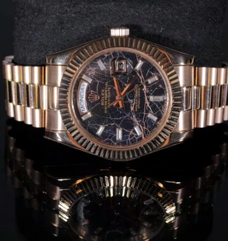 Presidential-Style Watch — Marble Pattern Dial, Rose Gold